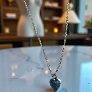 Collar Corazòn en Acero Plateado