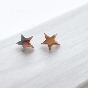 Pendiente Estrella en Acero Plateado