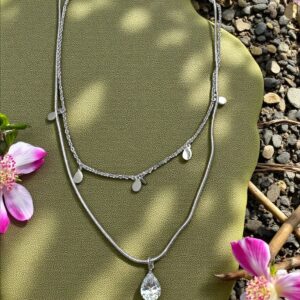 Collar Doble en Acero Plateado con Dijes y Solitario