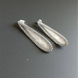 Pendiente lagrima nácar y circonitas en acero plateado
