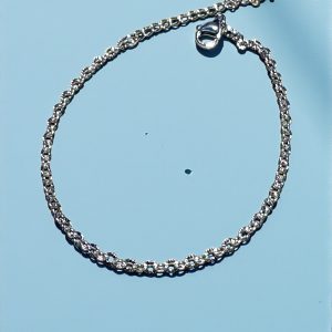 Pulsera fina eslabón en acero plateado